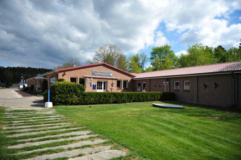 Gasthaus Zum Seestern Hotel Ravensbruck Zewnętrze zdjęcie